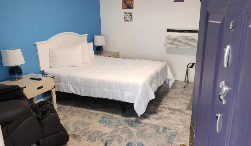 Номер Стандартный Кровать Куин, Rose S Motel