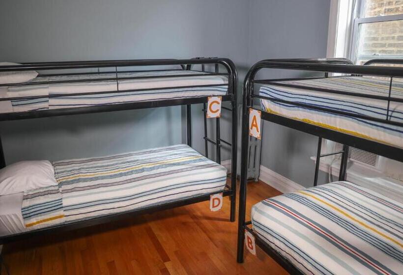 Quarto Quádruplo Estandar, Wrigley Hostel   Chicago