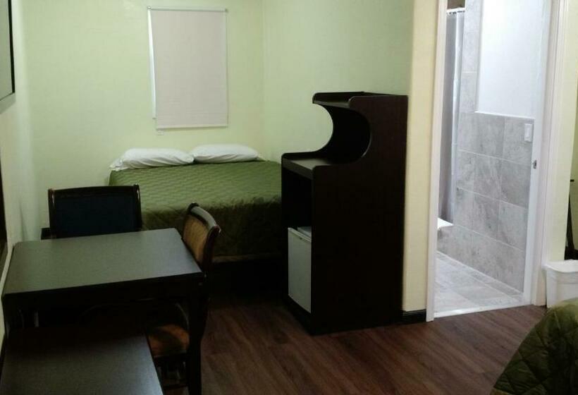 Номер Стандарт 2 Двуспальные Кровати, El Rancho Motel