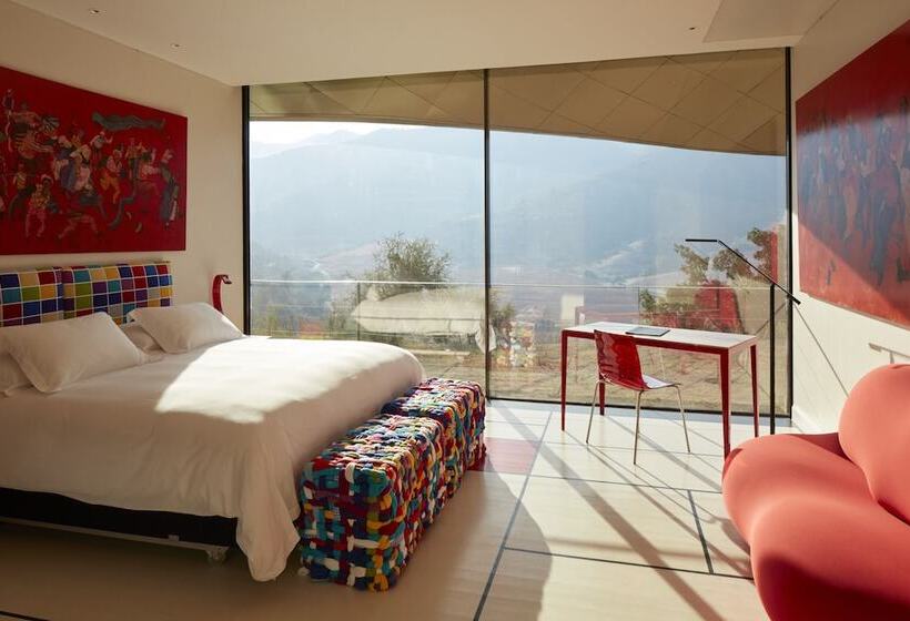 سوییت, Vik Chile