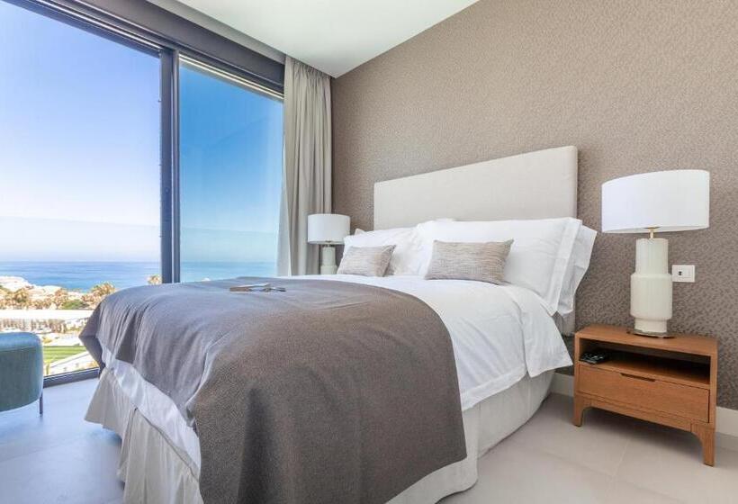 Апартаменты 2 Спальни с Бассейном, Seaview Residence With Private Pool