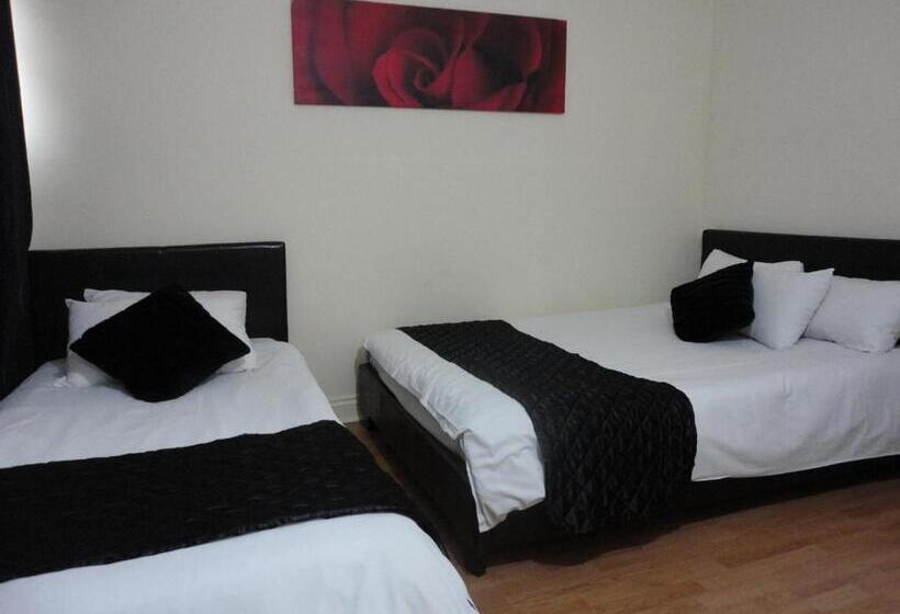 标准三人间, City View Hotel   Roman Road Market