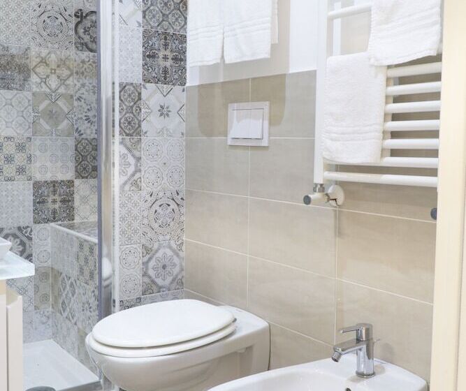 Comfort room with balcony, Al Parco Verde B&b