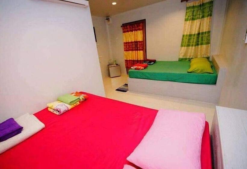 اتاق کلاسیک چهارنفره, Boon Nam Fah Resort