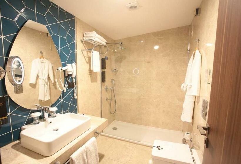 Deluxe Suite King Bed, Paşapark Selçuklu