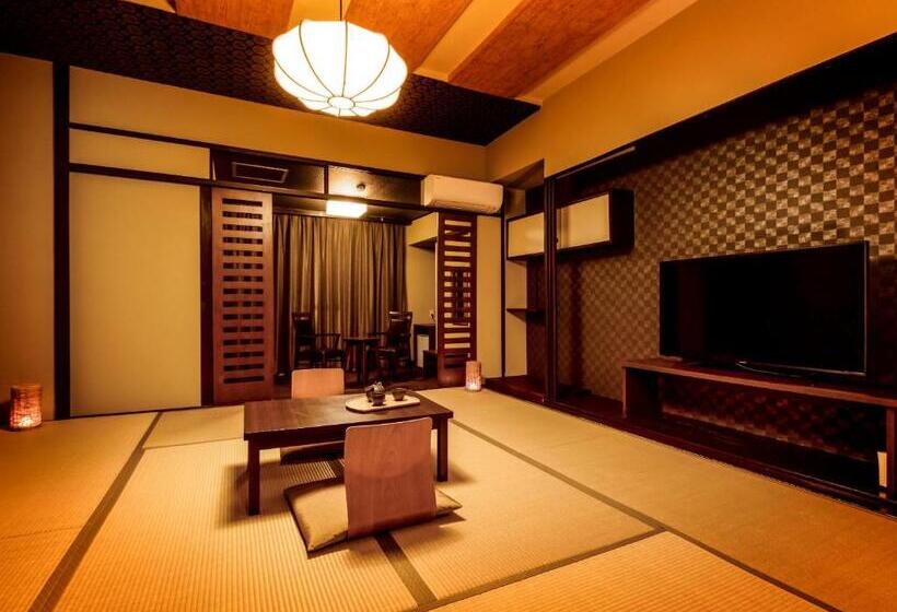 Четырехместный Номер Стандарт, Ooedo Onsen Monogatari Premium Shirahama Saichoraku