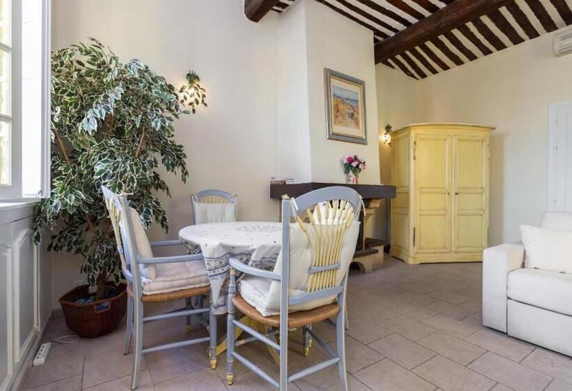 침실 1개 아파트, Very Charming Studio Apartment On Port In Cannes A Short Walk To Palais With Aircon And Internet 411