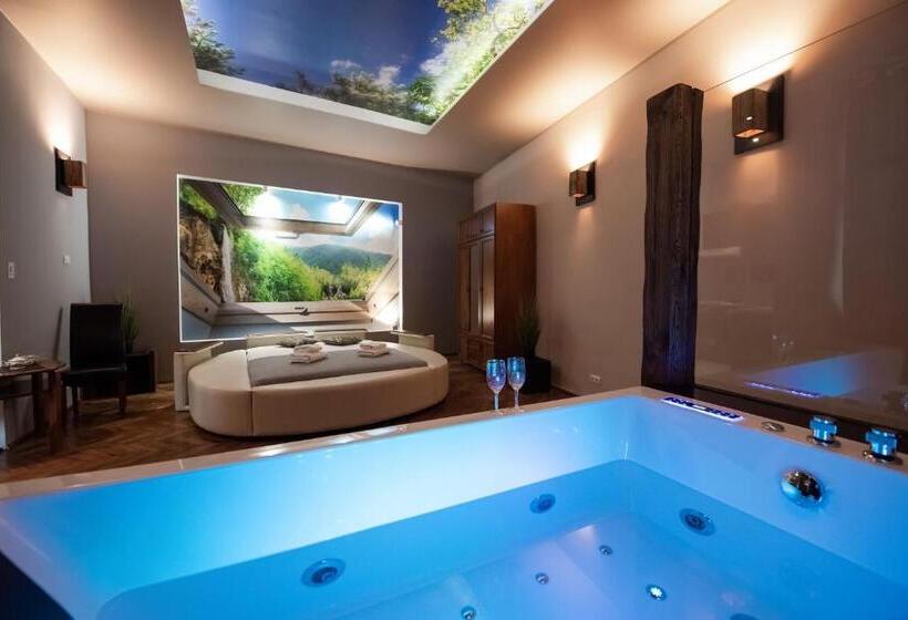 Люкс с гидромассажем, Apartament Z Jacuzzi Kraków Rynek
