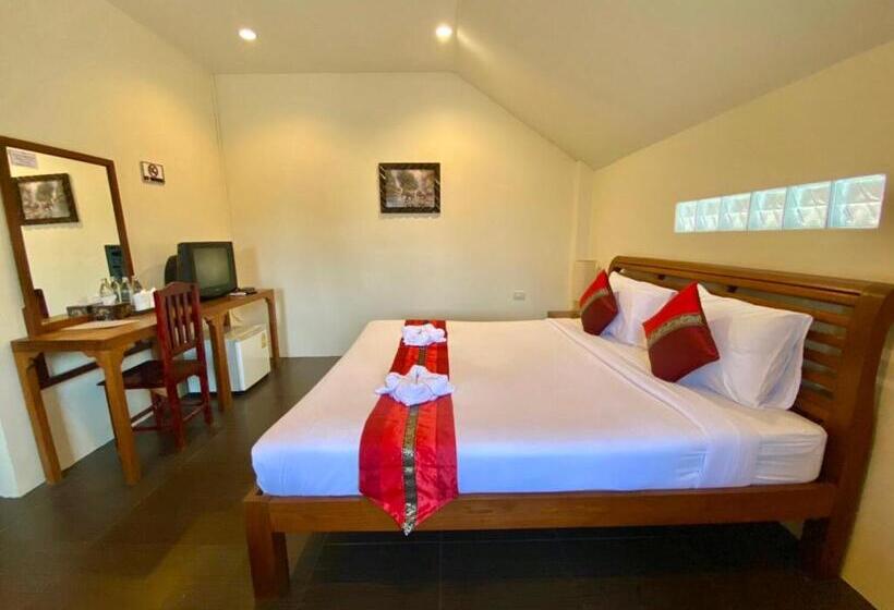 스탠다드 룸 킹사이즈 침대, Home Inn Pai Garden