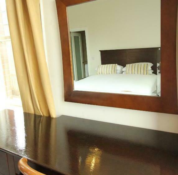 اتاق اکونومی, Eccles Townhouse