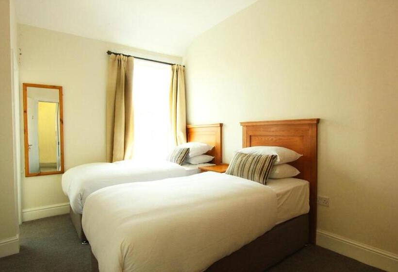 اتاق استاندارد, Eccles Townhouse