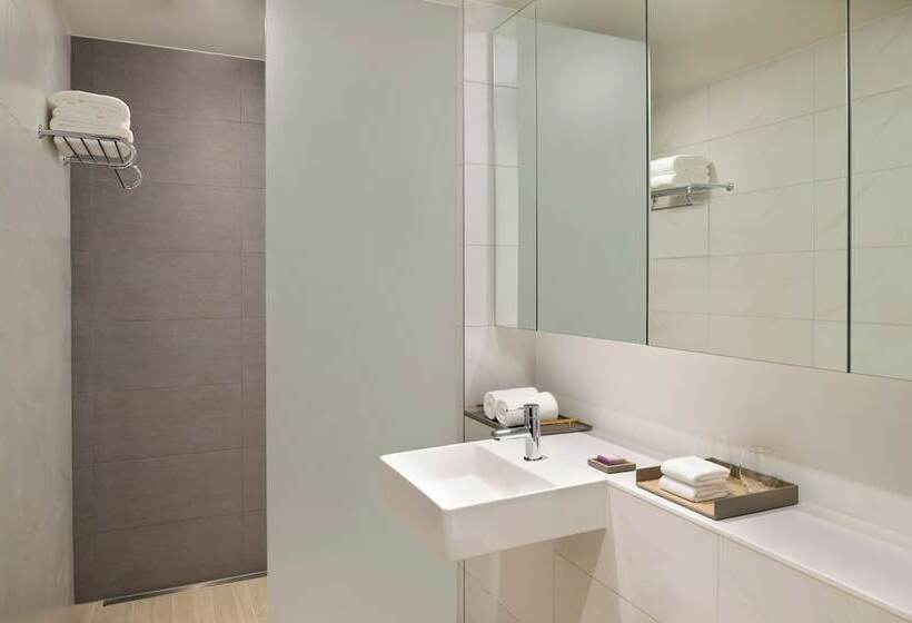 اتاق اجرایی, Mövenpick Hotel & Apartments Ghala Muscat