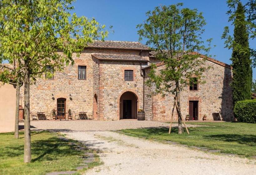 آپارتمان خانوادگی 2 خوابه, Borgo De Brandi
