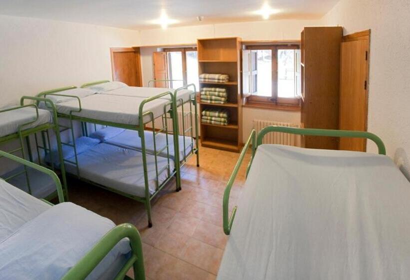 Семейный Номер, Alberg Casa De Colònies Ridolaina