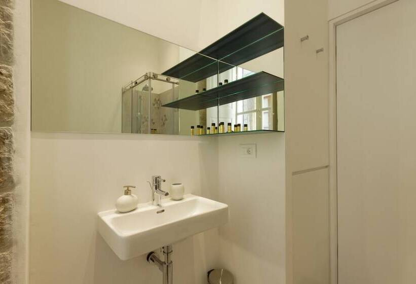 آپارتمان راحتی 1 خوابه, Apartments Eleganca