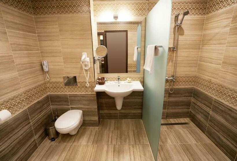 Студия Deluxe, Boutique Complex Trakiets