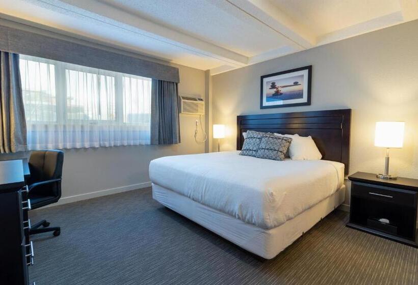 Люкс Кровать Кинг, Bcm Inns Fort Mcmurray  Downtown