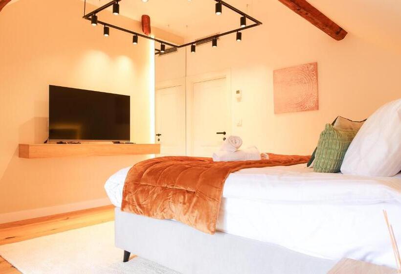 Президентский Люкс, Les Rêveries Du Clos Hôtel Particulier De Charme Et Jacuzzi