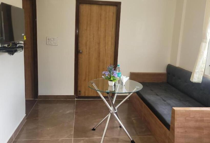 带2个卧室的高级公寓, The Suites