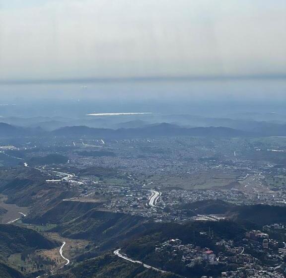 带大床的高级房间, The Belvedere Kasauli