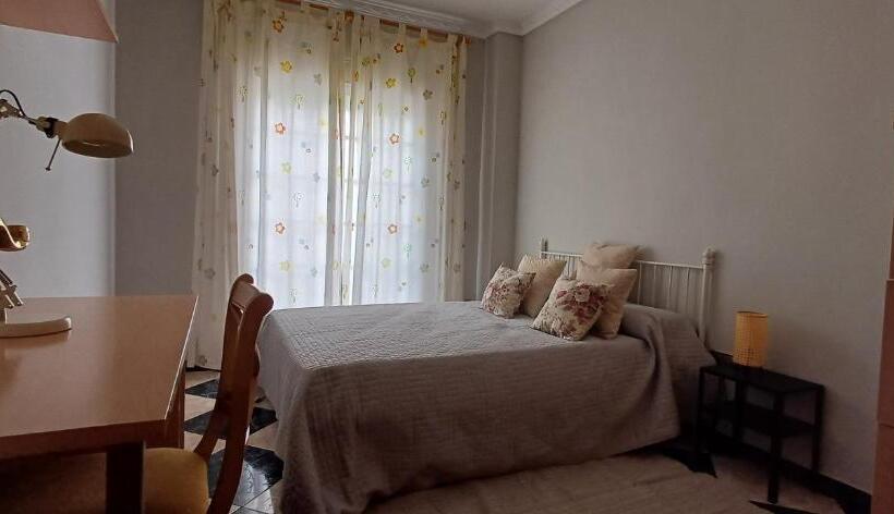 バルコニー付きスタンダードルーム, ático 2 Dormitorios Y Apartamento 2 Dormitorios