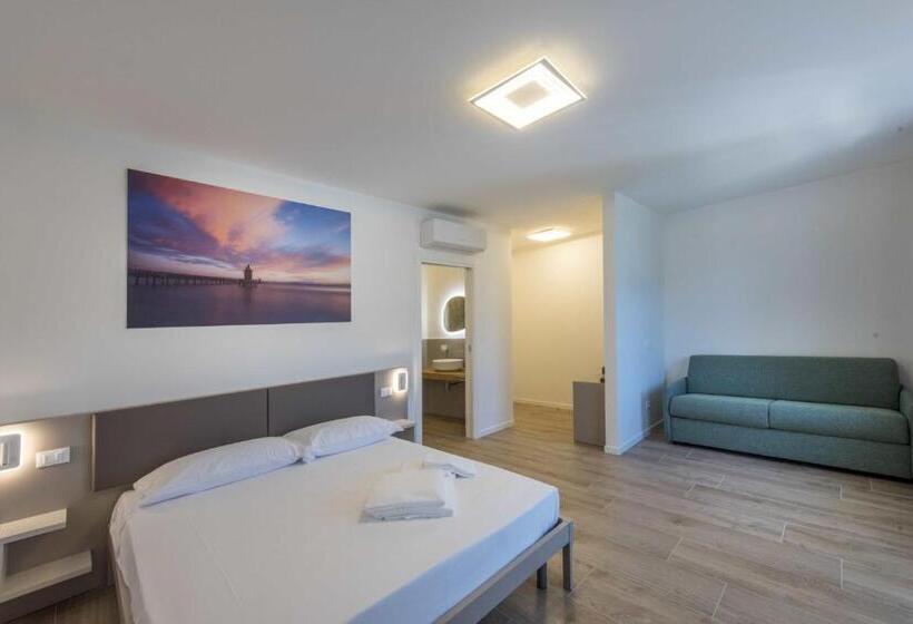Семейный Номер Deluxe, Stadio Luxury Guesthouse