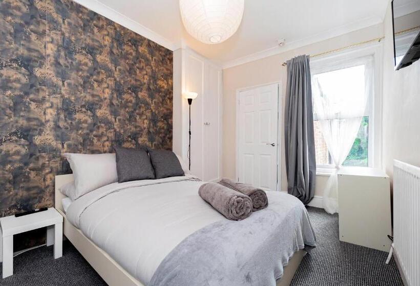 스탠다드 룸, Shirley House 5, Guest House, Self Catering, Self Check In With Smart Locks, Use Of Fully Equipped K