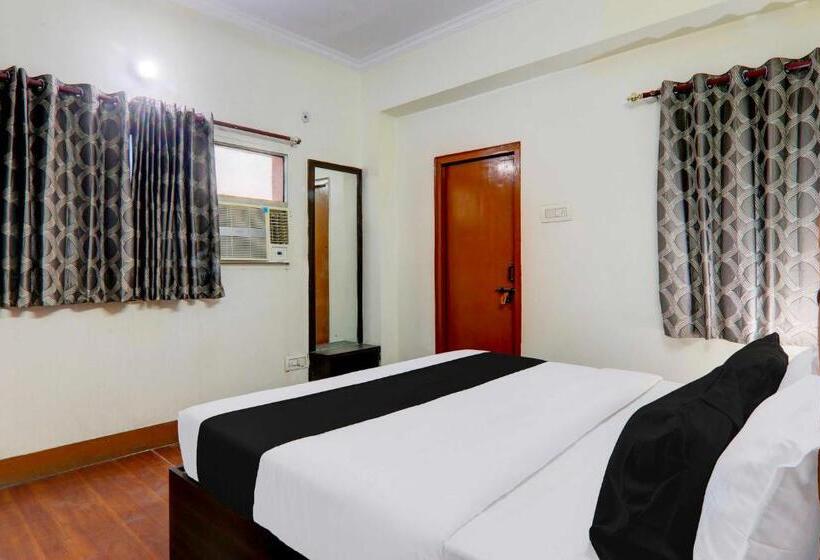 스탠다드 룸, Super Hotel O Alambagh Near Bus Stand Formerly B.m. Palace