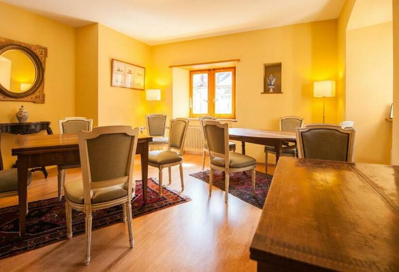 Номер Стандарт, Hôtel Les Vieux Toits