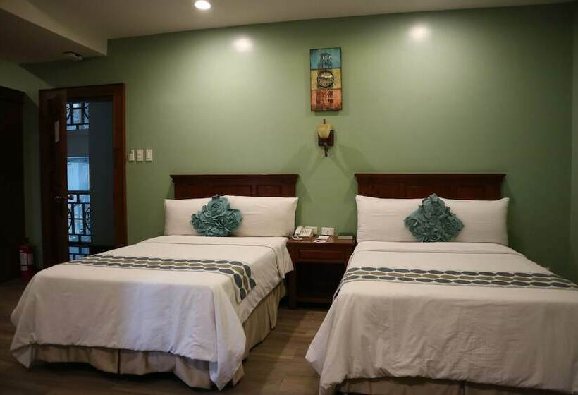 高级客房, Paragon Hotel And Suites