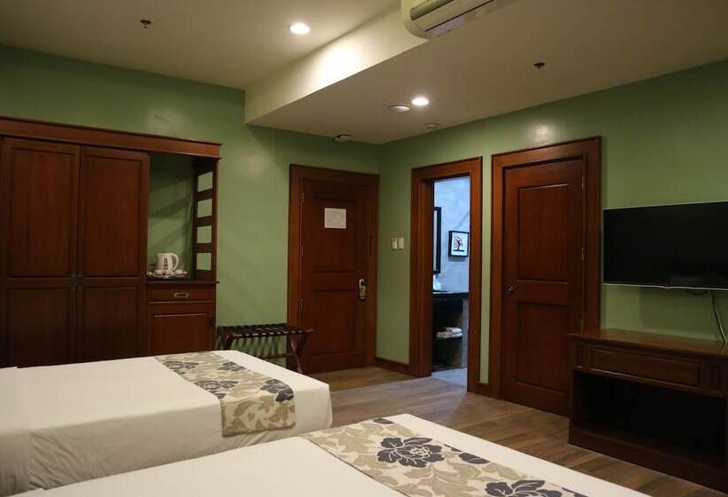 高级客房, Paragon Hotel And Suites