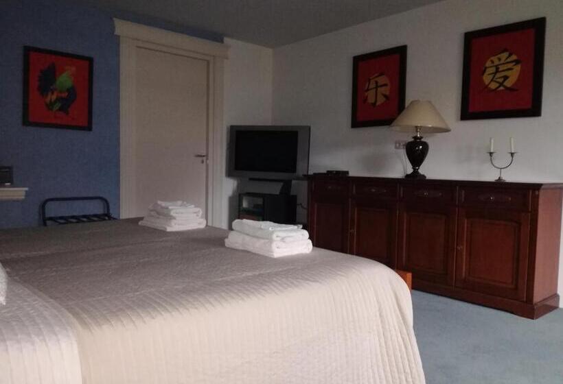 Номер Стандарт, Short Stay Emmen
