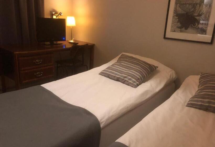 Семейный Номер Совместный Санузел, E City B&b