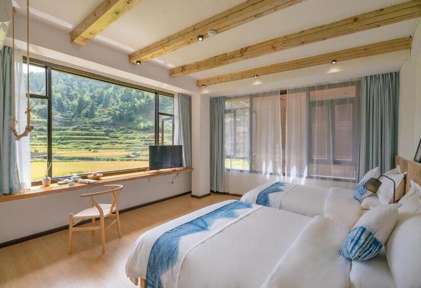 اتاق خانوادگی, 肇兴溪舍山堂 Creekside Inn