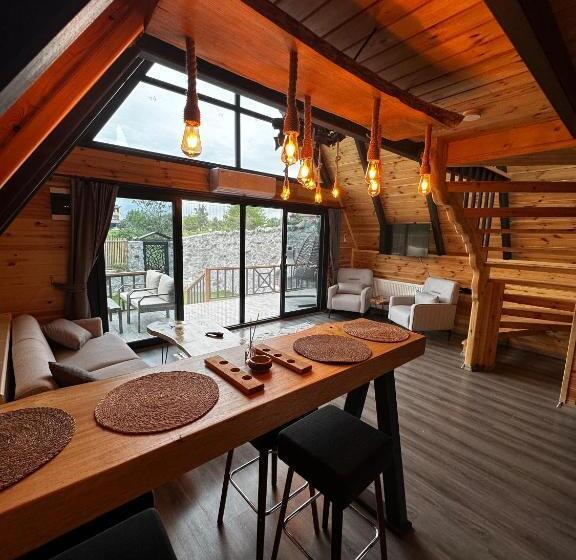 Бунгало Deluxe, Peleri Suit Bungalow