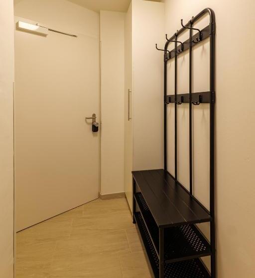 استودیو خانوادگی, Flataid Cityapart Graz Geidorf