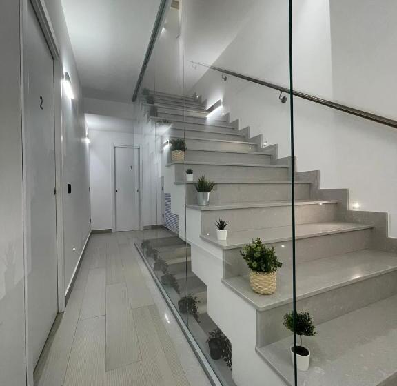 Номер Стандарт Трехместный, Pizzuco Holiday Rooms