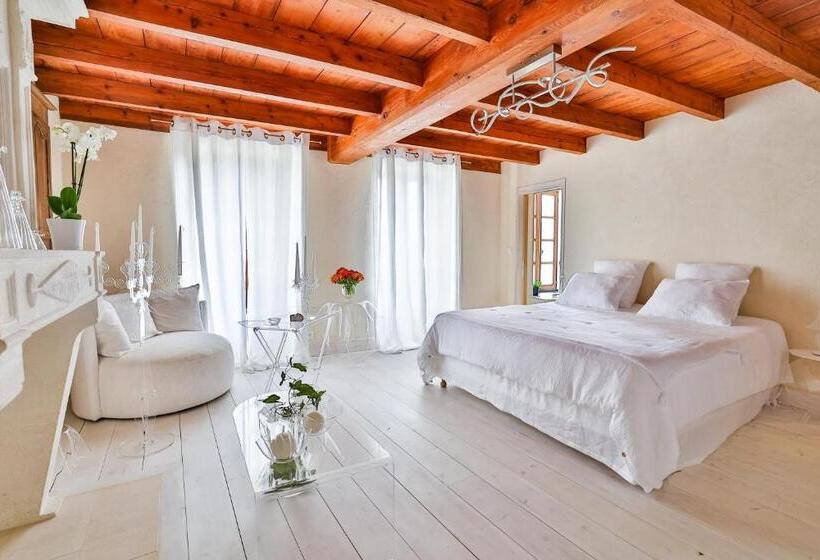 Номер Deluxe Кровать Кинг, Le Logis De Roissac