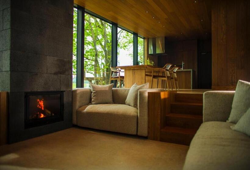 Family Suite, Soneka