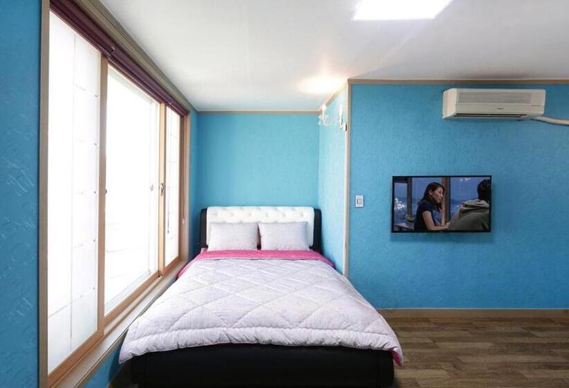 Номер Стандарт, Yeongduk Blue Beach Pension