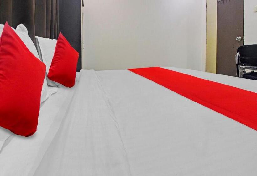 Трехместный Номер Классика, Oyo Hotel Grand Inn