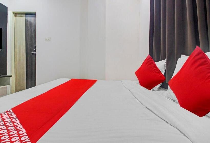 Трехместный Номер Классика, Oyo Hotel Grand Inn