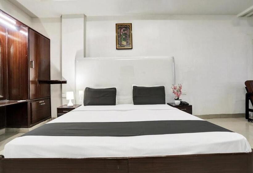 Трехместный Номер Классика, Townhouse Eluru