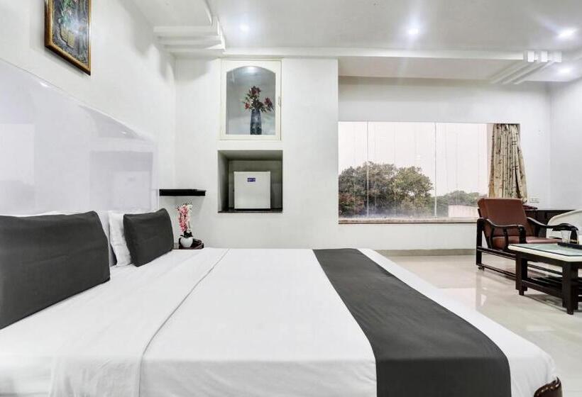 Трехместный Номер Deluxe, Townhouse Eluru