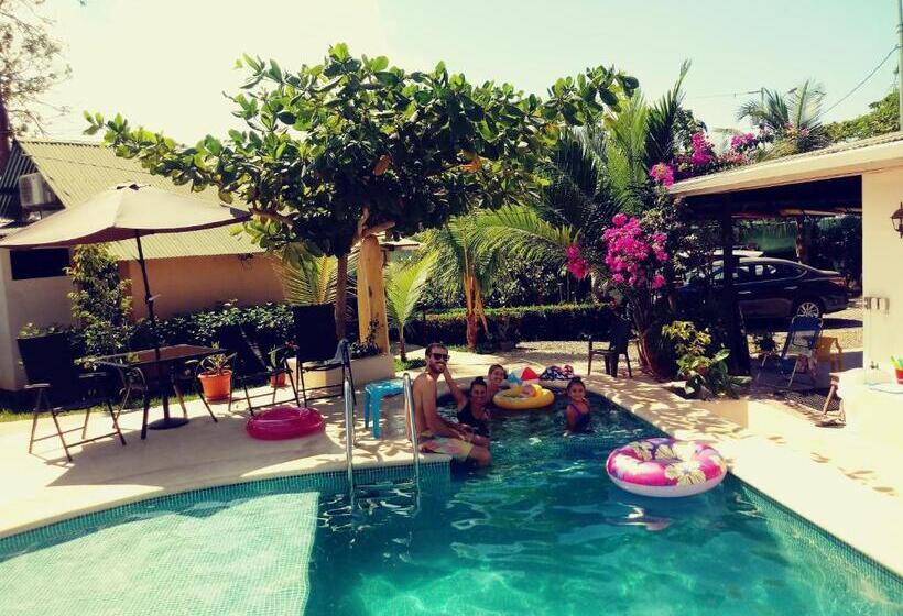 Бунгало Стандарт Вид на Сад, Jaco Surf Beachbungalow