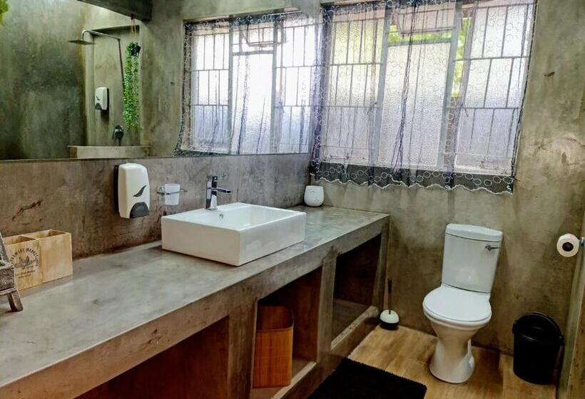 Номер Стандарт, Overnight Stop Before Kruger National Park