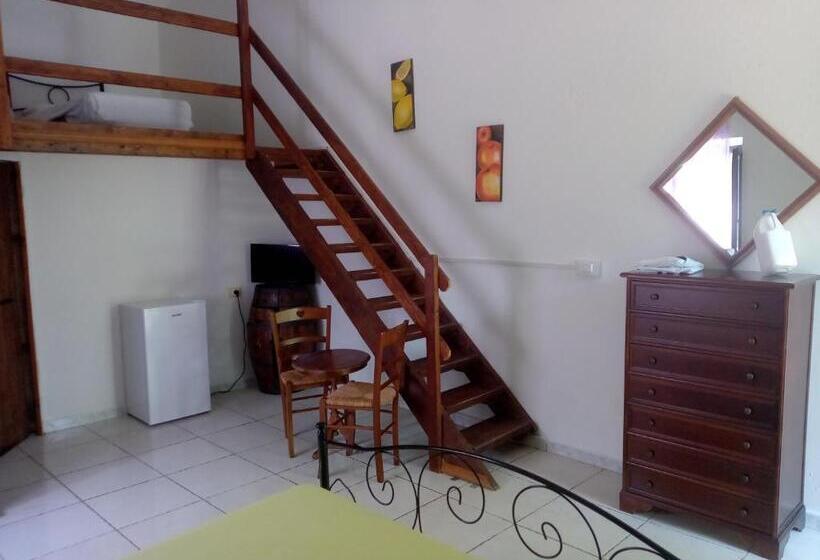 اتاق استاندارد چهار تخته, Agriturismo Silitta