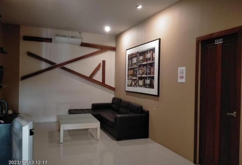 Номер Deluxe, Aura Residence