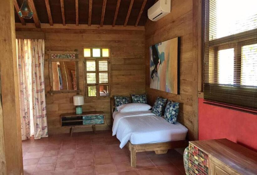 اتاق خانوادگی با چشم‌انداز کوه, Sun Suko Boutique Resort