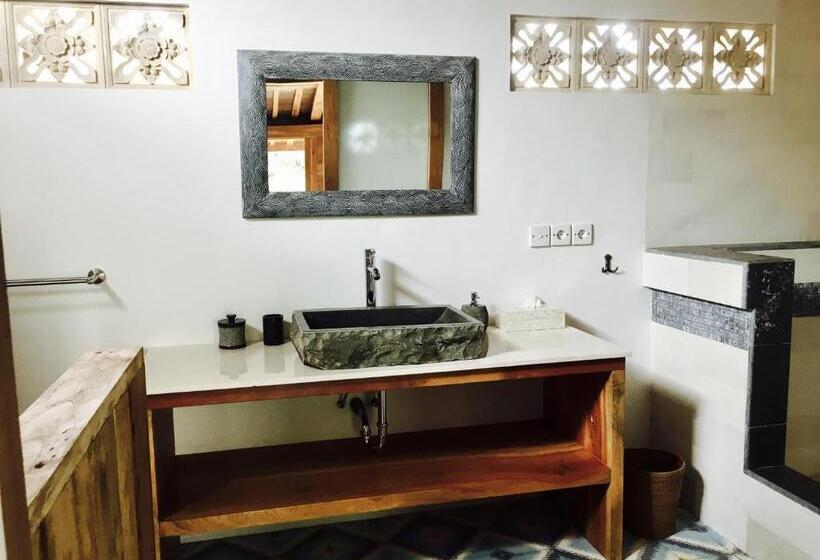 اتاق سوپریور با چشم‌انداز کوهستان, Sun Suko Boutique Resort